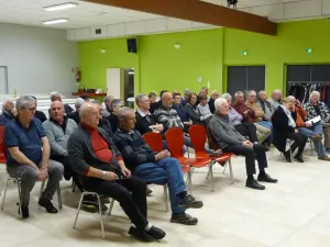 La réunion s’est tenue à l’espace Pierre Aubert